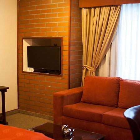 بوغوتا Apartaestudios Los Andes المظهر الخارجي الصورة