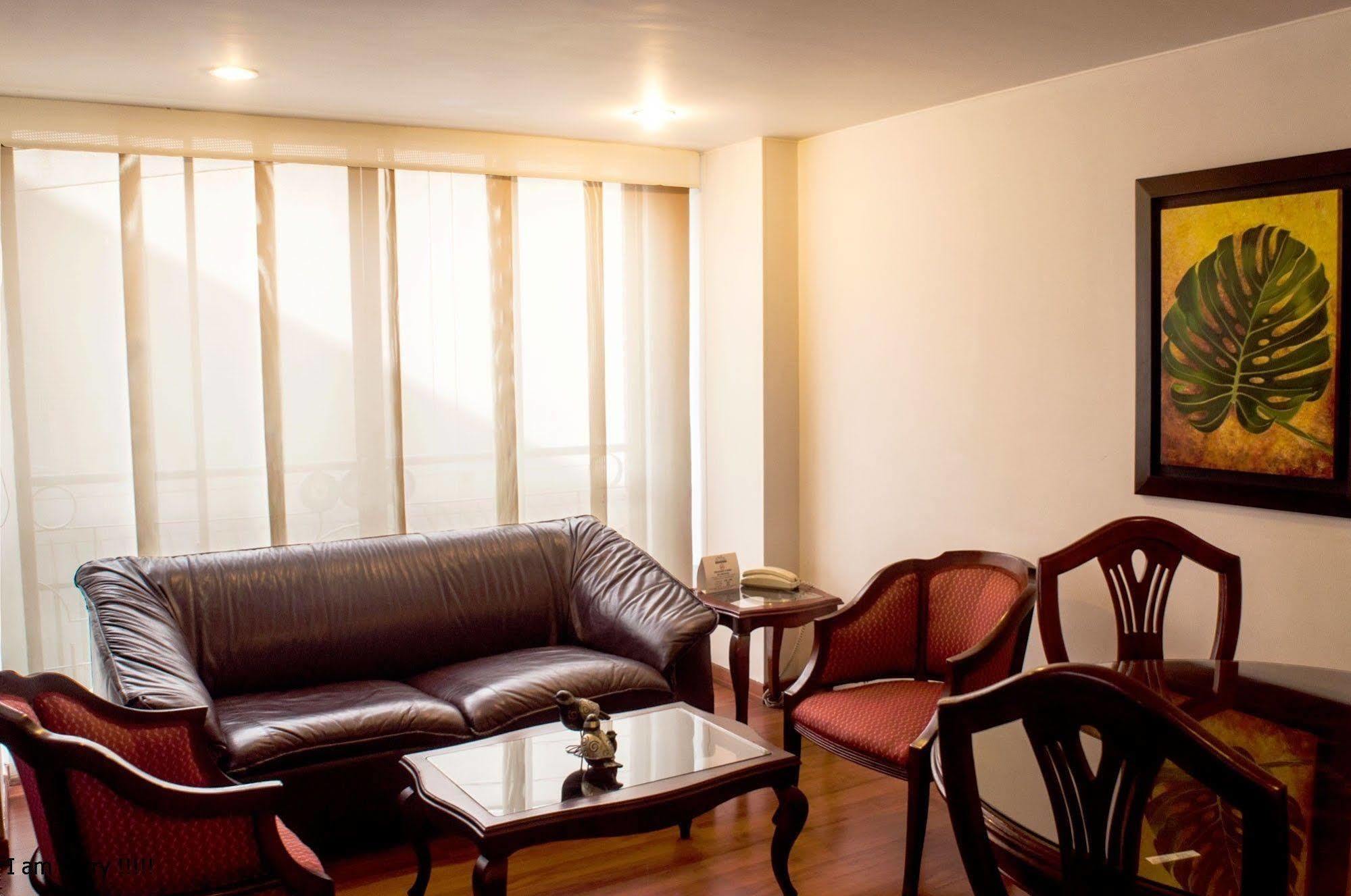 بوغوتا Apartaestudios Los Andes المظهر الخارجي الصورة